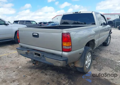 2003 GMC Sierra 1500 Denali z USA, uszkodzony, nr VIN 2GTFK69UX31300635